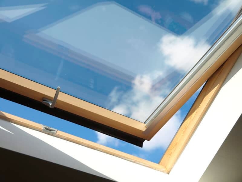 Poner ventanas Velux en Pontevedra